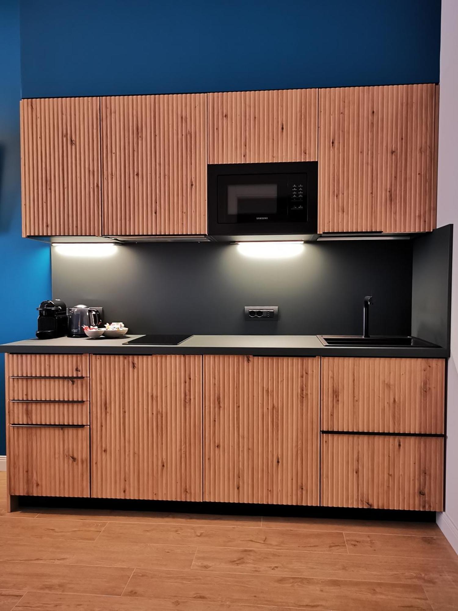 Cattaro 65 - Flexible Check-In Apartments Бари Екстериор снимка