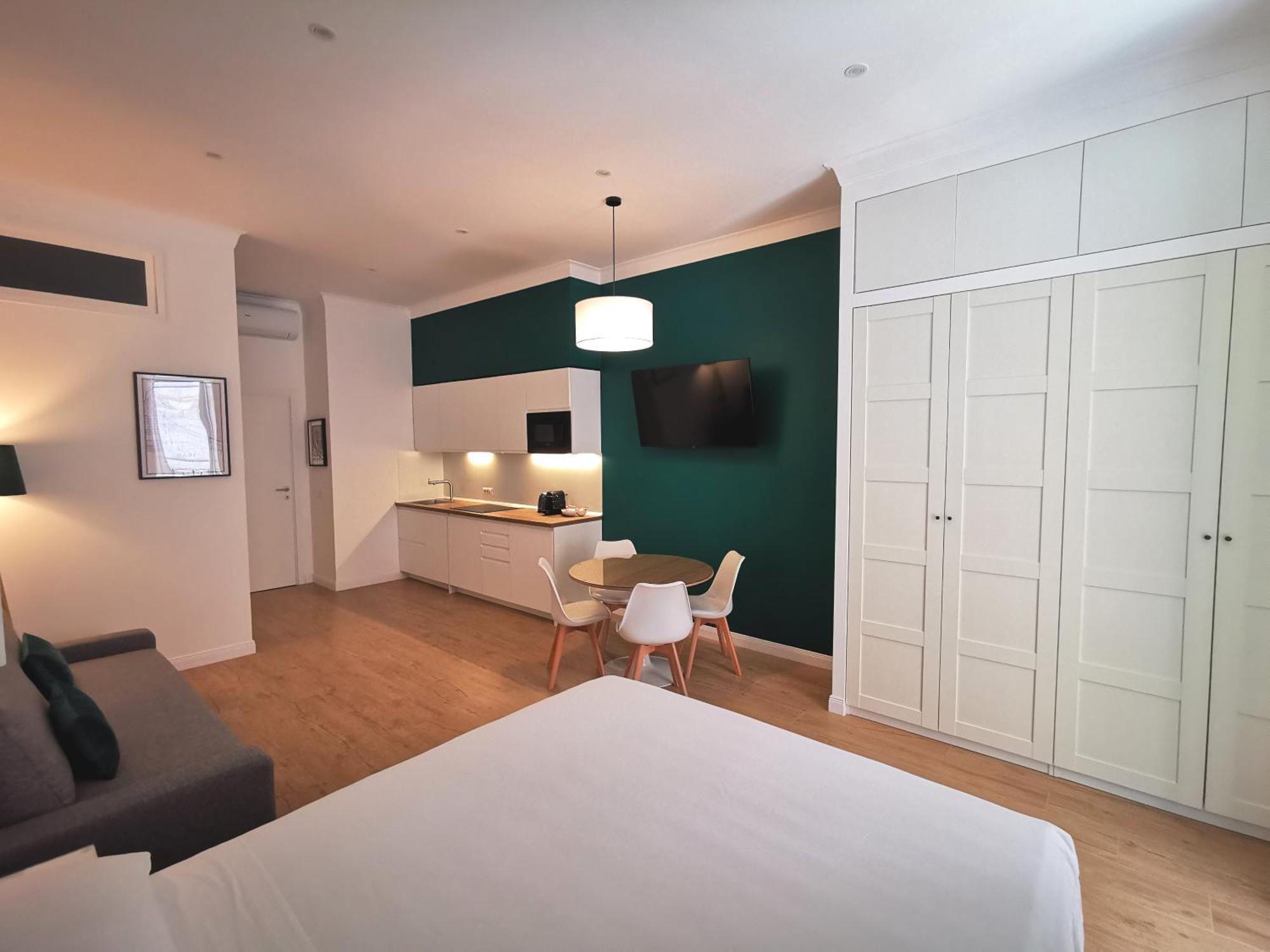 Cattaro 65 - Flexible Check-In Apartments Бари Екстериор снимка