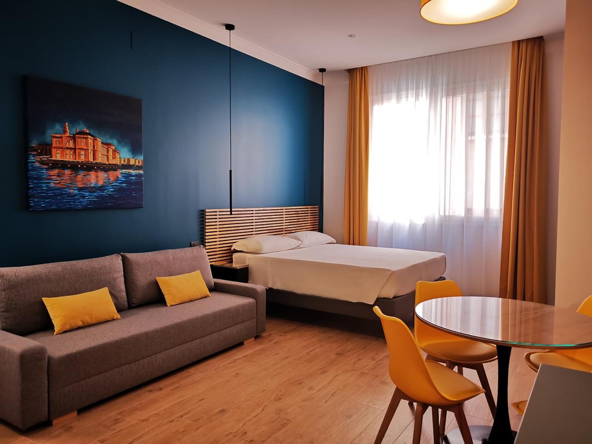Cattaro 65 - Flexible Check-In Apartments Бари Екстериор снимка